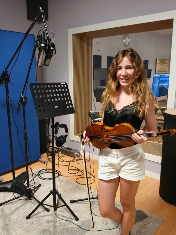 Violin recording in Room A