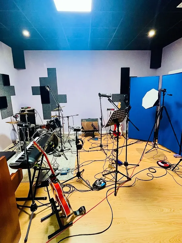 Microphones for a group session in Room A