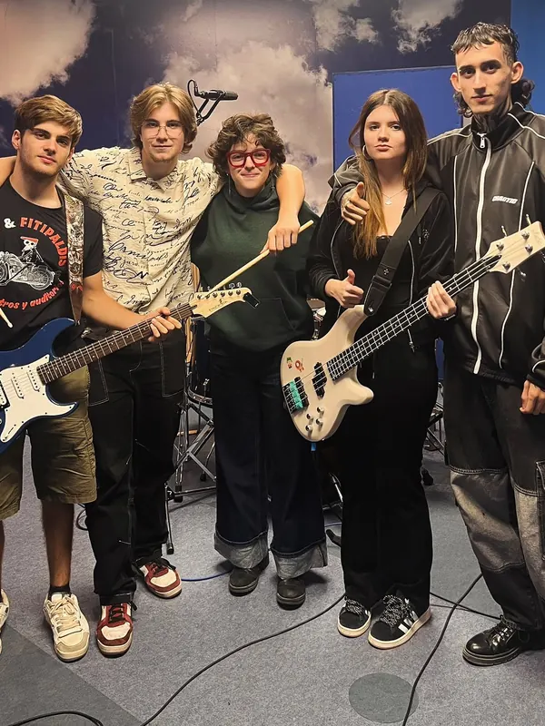 Group with their instruments in Room B